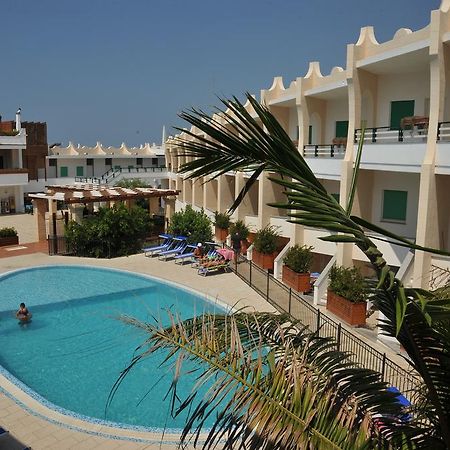 Cala Saracena Resort Torre Vado Exterior photo